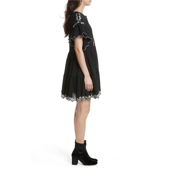 ✨ Free People Santiago Black Embroidered Peasant Dress Pockets S Blogger Fave - Picture 6 of 13
